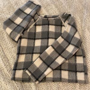 Plaid Fuzzy Cropped Sweater